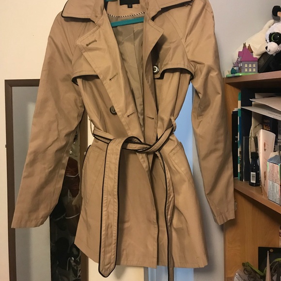 Express Trench Coat - Picture 4 of 4